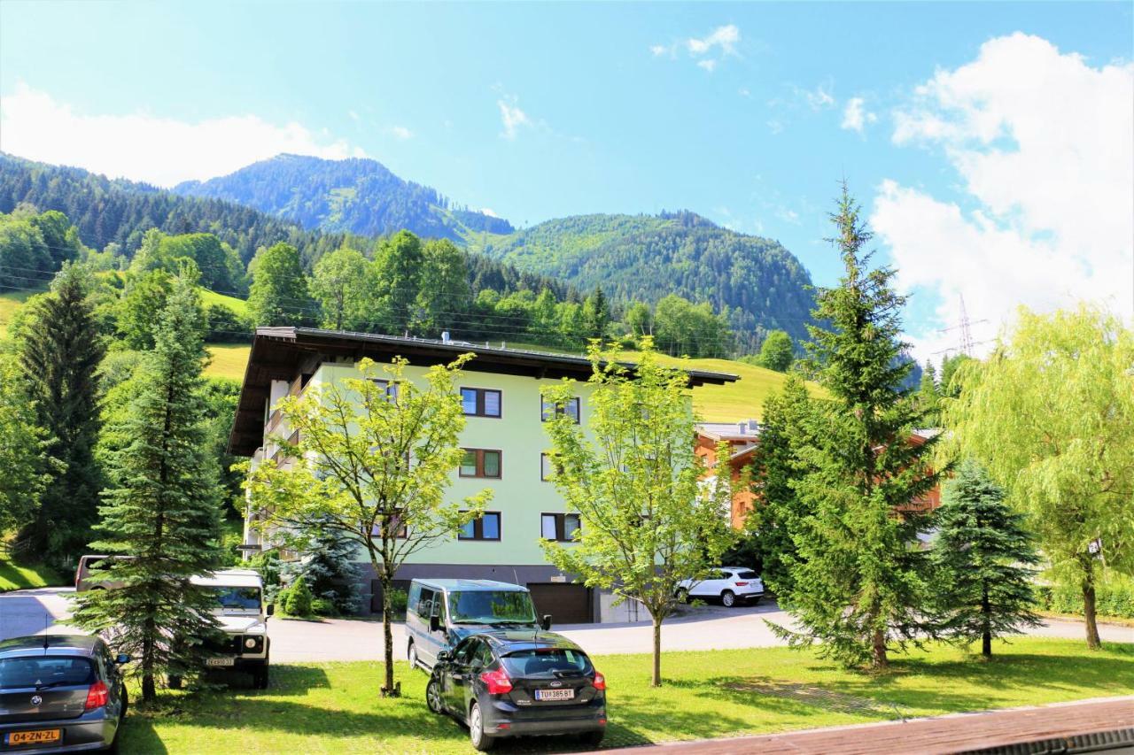 Green Wall Apartment Kaprun Kültér fotó